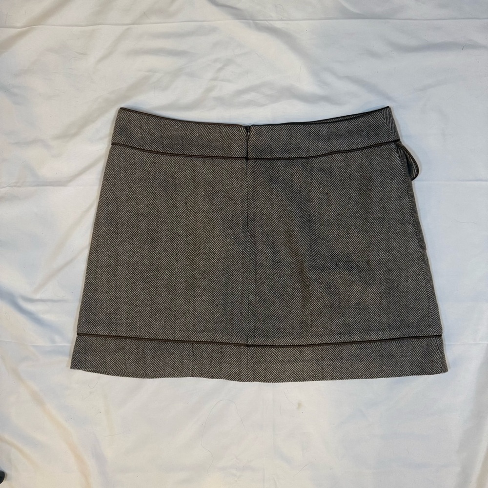 Tulle NWT Brown Herringbone Mini Skirt Large Preppy Academia - Picture 3 of 9